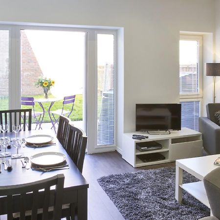 Shortstaymk Campbell Park: Serviced Houses with Sky Sports & Free Wi-Fi Milton Keynes Exterior photo