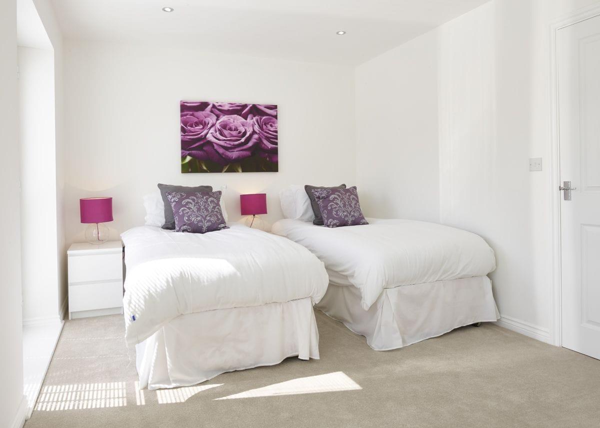 Shortstaymk Campbell Park: Serviced Houses with Sky Sports & Free Wi-Fi Milton Keynes Exterior photo