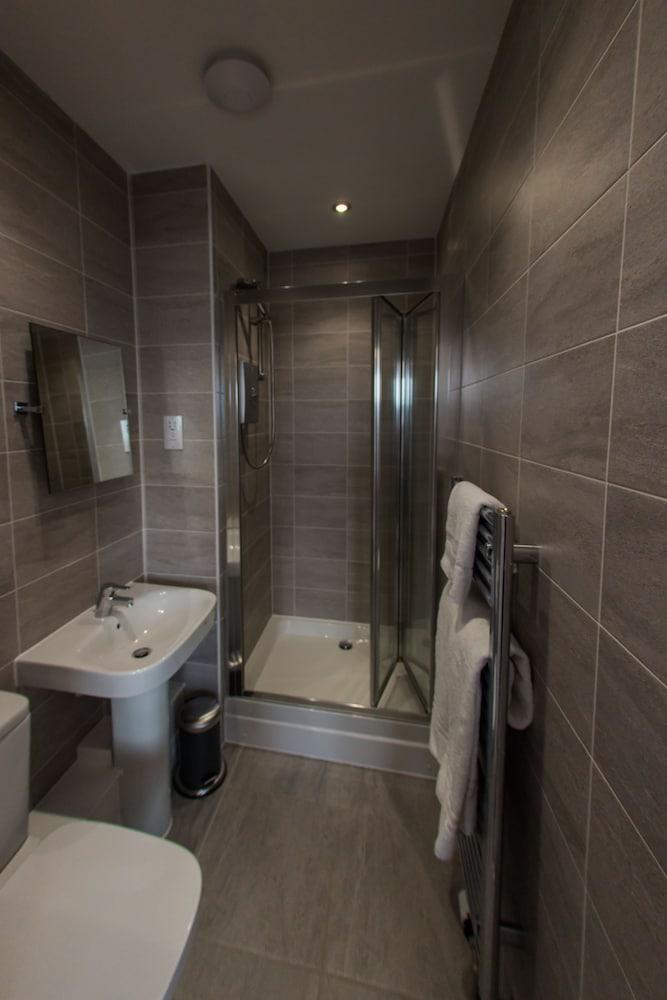Shortstaymk Campbell Park: Serviced Houses with Sky Sports & Free Wi-Fi Milton Keynes Exterior photo